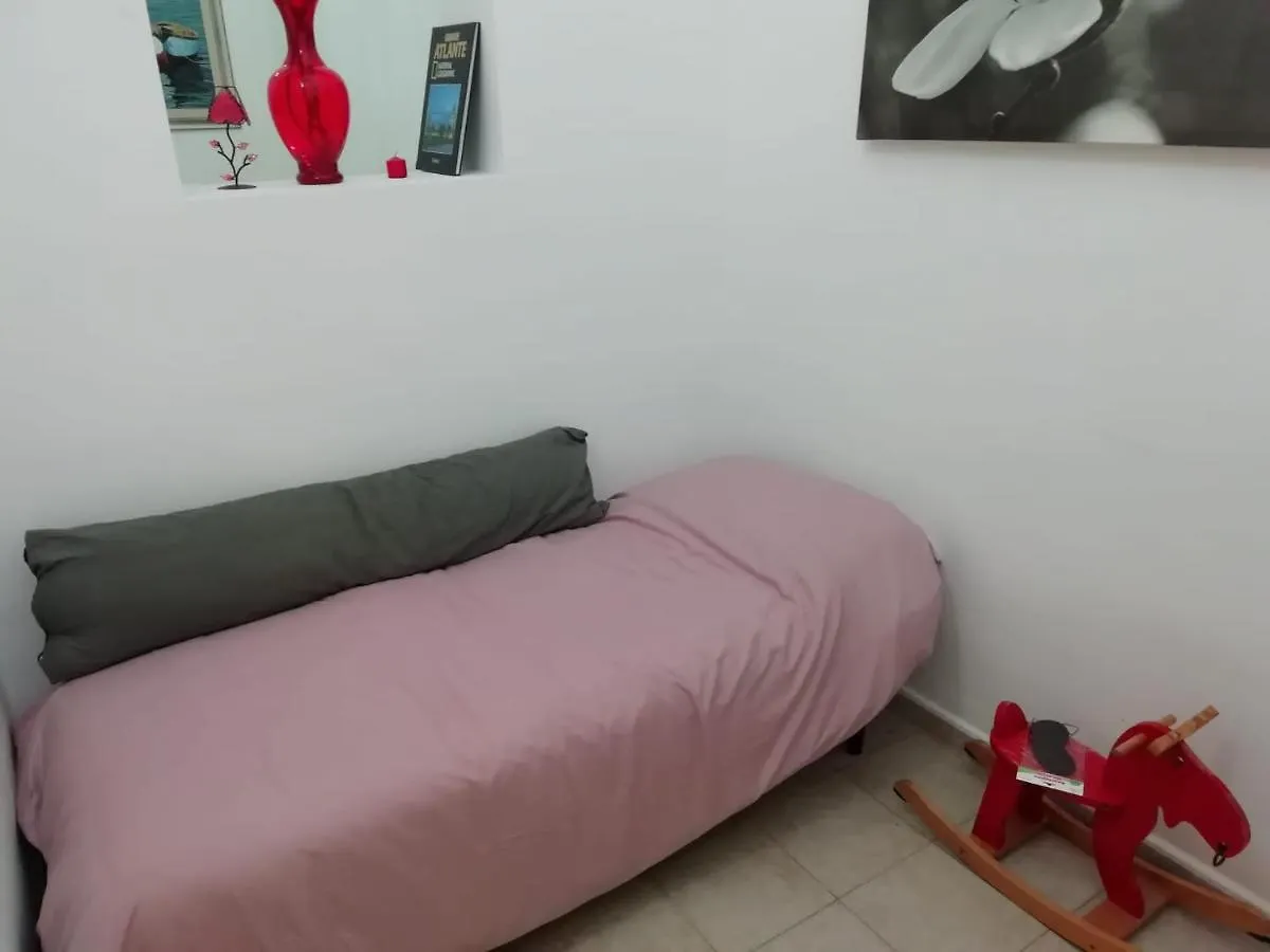 Rosso Quintino Apartment Bari