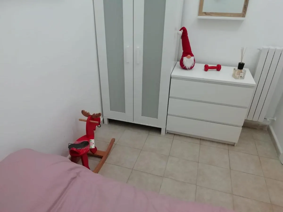 Rosso Quintino Apartment Bari